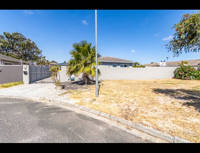 3 BEDROOM FREEHOLD SOLD IN TABLE VIEW